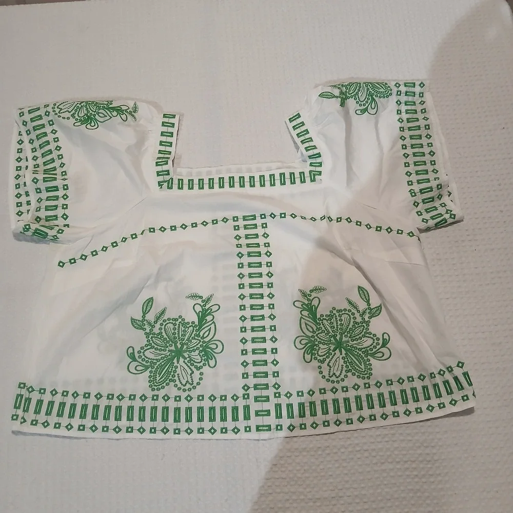 Sugarlips Womens 2X White Green Embroidered Square Neck Puff Sleeve Blouse Top